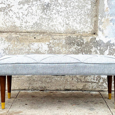 Grey bench with tweed 