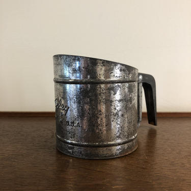 Vintage Foley Flour Sifter, Made in U.S.A., Rusted Decoration/ Decor 