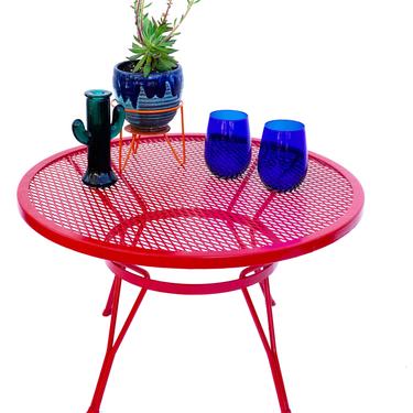 Mid-Century Salterini Round Metal Mesh Patio Cocktail Table | Red Circular Accent Table | Indoor/Outdoor Color Pop Plant Stand 