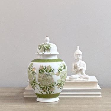 Small Asian Ginger Jar Green White Porcelain 