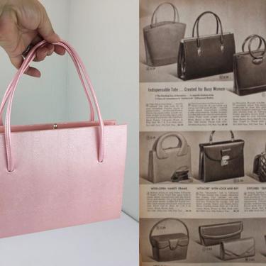 Indispensable Pink - Vintage 1950s 1960s Pale Pink Pearlized Vinyl Textured Handbag Purse 