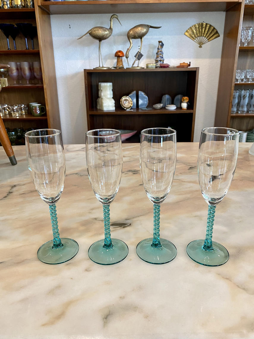 Luminarc Cristal D’arques Durand Angelique Aqua Twisted Stem Wine Glass Set Of 2 