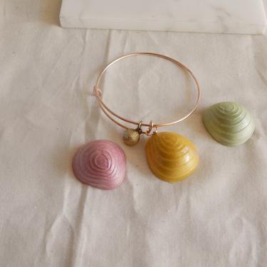 Oyster Seashell Charm Bracelet 