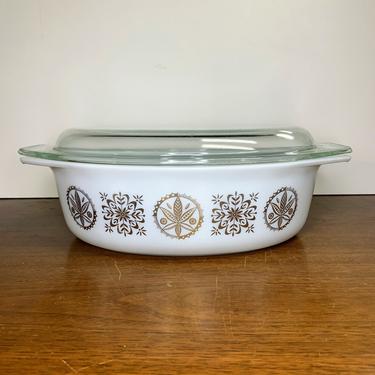 Vintage Pyrex Hex Signs Deluxe Cinderella Casserole Oval Casserole 045 with Lid 