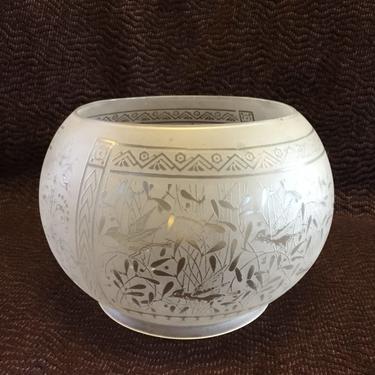 Etched Bird Shade