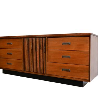 Bassett Walnut Credenza Long Dresser Mid Century Modern 