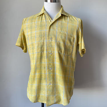 1970s Men's Shirt Yellow Plaid Short Sleeve M 