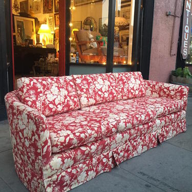 Unrequited Retro | Red Floral Print Linen Sofa