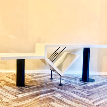1980's Vintage Contemporary Hifi Media Console by Jacob Jensen for Bang &amp; Olufsen 
