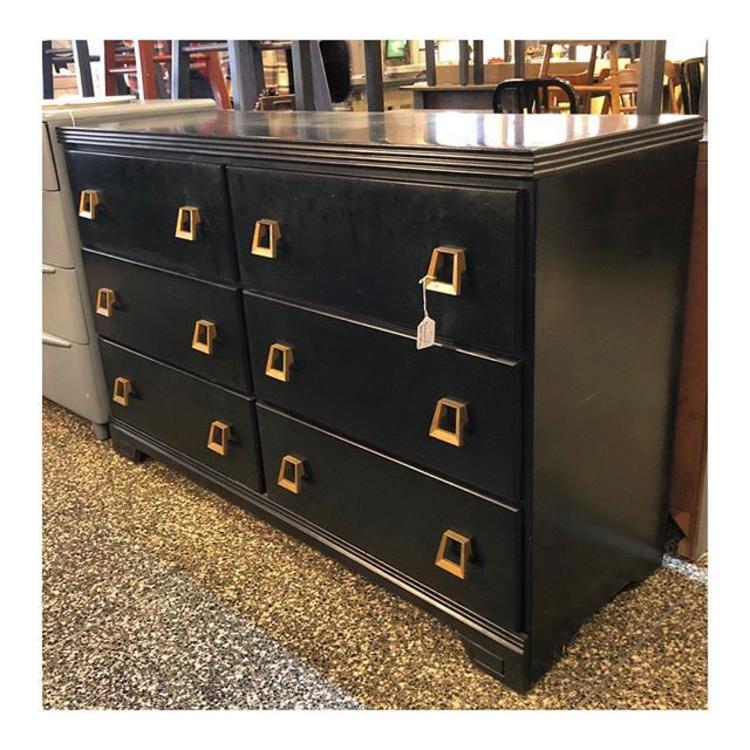 Black 6 drawer chest of drawers with fantastic brass hardware// 