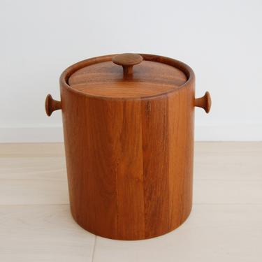Danish Modern Staved Teak Deep Ice Bucket with Plastic Container and Teak Lid 