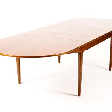 Danish Modern / Mid Century Teak Oval Expandable Dining Table — Arne Hovmand Olsen for Mogens Kold 