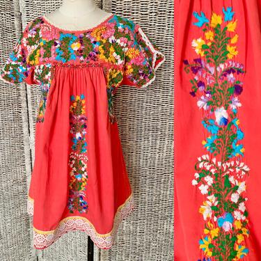 Mexican Embroidered Tunic Top, Floral, Oaxaca, Crochet Lace, Hippie Boho Mini Dress, Vintage 