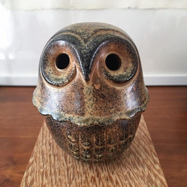 Small Rotund Owl Pottery Box Japan Vintage Glaze Handpainted Figurine Sculpture 