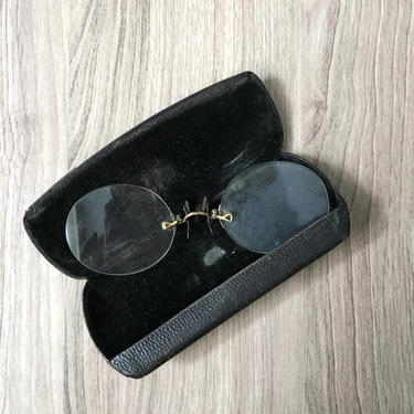 Antique pince nez glasses with case - vintage eyewear 