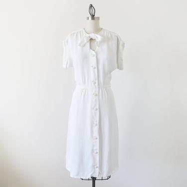 SALE~Vintage white dress / 1950s day dress / Small 