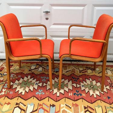 Pair of Vintage Armchairs by Bill Stephens for Knoll - Pickup and delivery to selected cities 