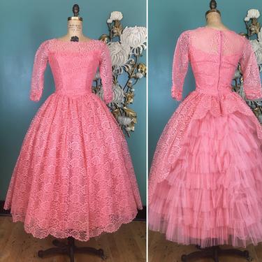 1950s party dress, coral lace, fit and flare, vintage prom dress, full skirt, tea length , size small, rockabilly style, mrs maisel, cupcake 