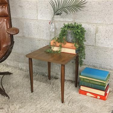 Vintage MCM End Table Retro 1960s Mid Century Modern Brown Wood Grain + Small Size + End or Side Table + Mid Century Furniture + Home Decor 