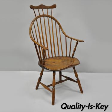 Antique Bow Back Windsor Oak &amp; Pine Wood American Colonial Armchair Chair