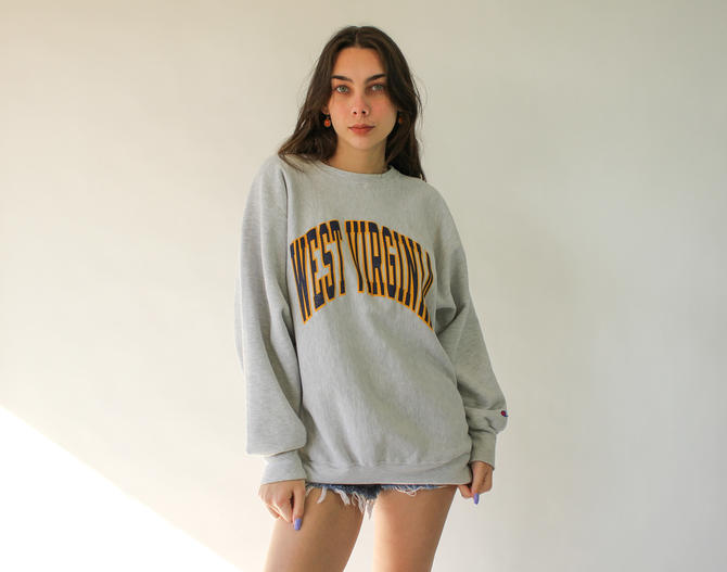 Vintage Sweatshirt Irish Notre Dame University 1990s 1980s Medium Oversized Champion Reverse Weave Distressed