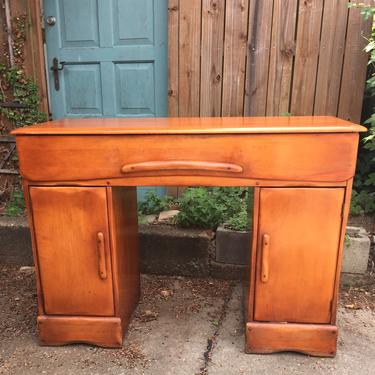 Vintage Maple Sideboard - Pickup and delivery to selected cities 