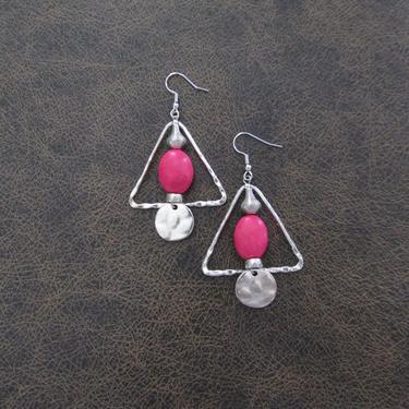 Hammered silver earrings, geometric pink earrings, boho bohemian earrings, chic contemporary earrings, modern brutalist earrings 