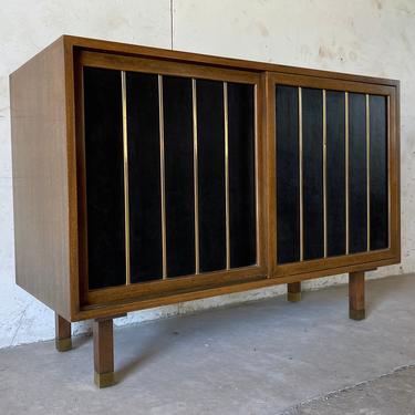 Mid-Century Credenza With Sliding Front Doors, Harvey Probber, signed 