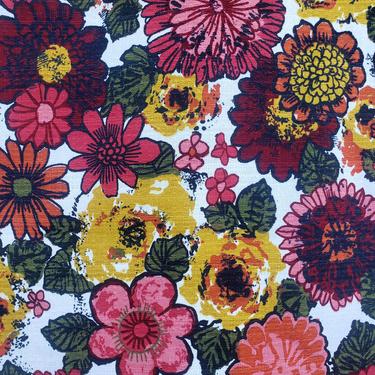 Vintage 1960's Floral Print Fabric / 70s Red and Pink Floral Fabric 