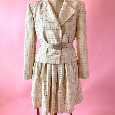 Vintage 80s Carolyne Roehm Suit - Winter White Skirt Suit -  Wool Jacket and Skirt - Size Small Skirt 