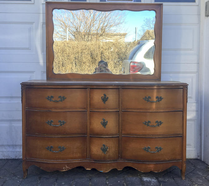 French Provincial Dresser W, Vintage French Provincial Dresser With Mirror