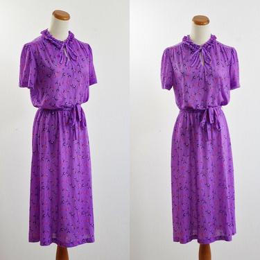 Vintage Boho Dress, Purple Short Sleeve, Knit Summer Dress, Flower Print Ruffle Yoke Dress, 1980s Dress, Shirtwaist Dress, Medium Large 