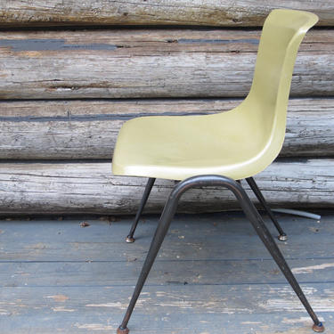 Fibreglass Chair Mid Century Chair Eames Fibreglass Shell Chair Vintage Office Chair Shell Chair No name herman miller style 