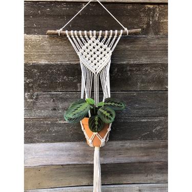 DIAMOND | Wall Hanger Macrame Plant Handmade | Houseplant Planter | Boho Scandi Midcentury 