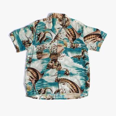 Vintage 50s FISH Print Aloha Shirt / 1950s Men's Hawaiian Novelty Print Loop Collar Rockabilly Shirt 