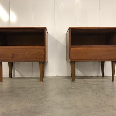 #584: Pair of Mid Century Nightstands // RESERVED TILL 2/18