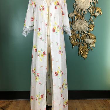1970s floral robe, white cotton blend, 3/4 length bell sleeves, vintage dressing gown, 1970s housecoat, medium, juli jr, gunne sax style 