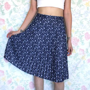 Vintage 90s Skirt, Navy Blue and White Ditsy Floral Pattern, Pleated Midi by No Boundaries, Size Large 