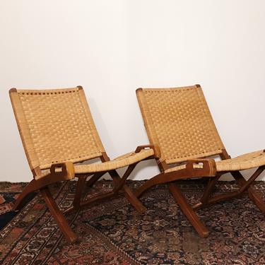 Vintage pair of Hans Wegner style folding chairs