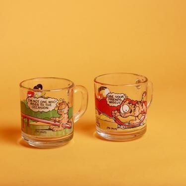 Set of 2 70s Vintage Garfield Mcdonalds Cartoon Strip Clear Glass Cups with Handles 
