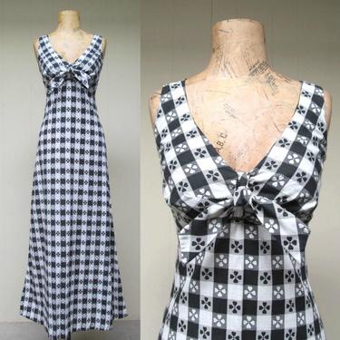Vintage 1970s Black/White Gingham Sun Dress, 70s Checkered Tablecloth Print Empire Maxi Dress, Medium 