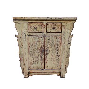 Distressed Light Mustard Green Lacquer Mid Size Credenza Table Cabinet cs5334E 