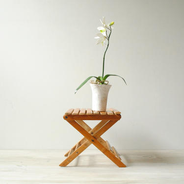 Vintage Bamboo Stand, Display Stand, Wood Stand, Plant Stand, Collapsible Stand 
