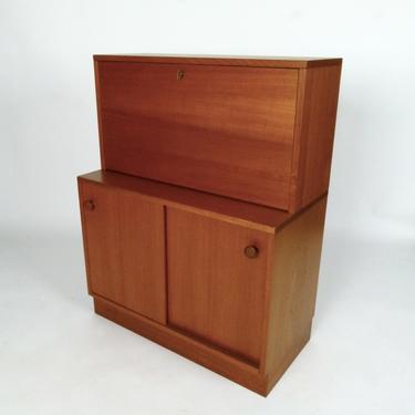 Danish Lighted Cocktail Cabinet