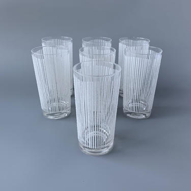 Vintage Set of Seven Georges Briard White Icicle Pattern Highball Glasses 