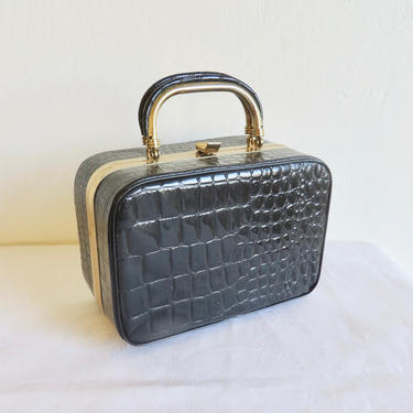 Vintage 1950's 60's Black Patent Faux Alligator Embossed Vinyl Leather Box Purse Gold Metal Top Handle Rockabilly Handbag Bobbie Jerome 