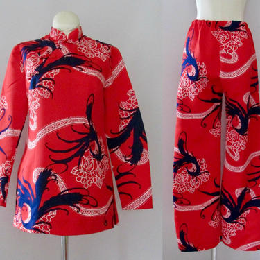 SUN FASHIONS Of HAWAII Vintage 60s Blouse &amp; Pant Set | 1960s Cheongsam Style Top, Wide Leg Pants 2 Piece | 70s Tiki Asian Style | Size Small 