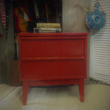 Nightstand Painted in P o p p y Red MoD Finish Accent Table Vintage Retro Wood Poppy Cottage Painted Furniture 