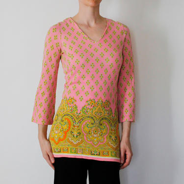 Vintage 60's hippie tunic, pink with yellow Persian / mandala designs, 3/4 flared sleeves, covers hips, Vneck - Small / Medium 