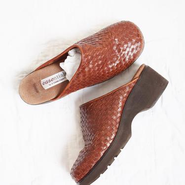 1990s Vintage Woven Leather Chunky Clogs | US 7 